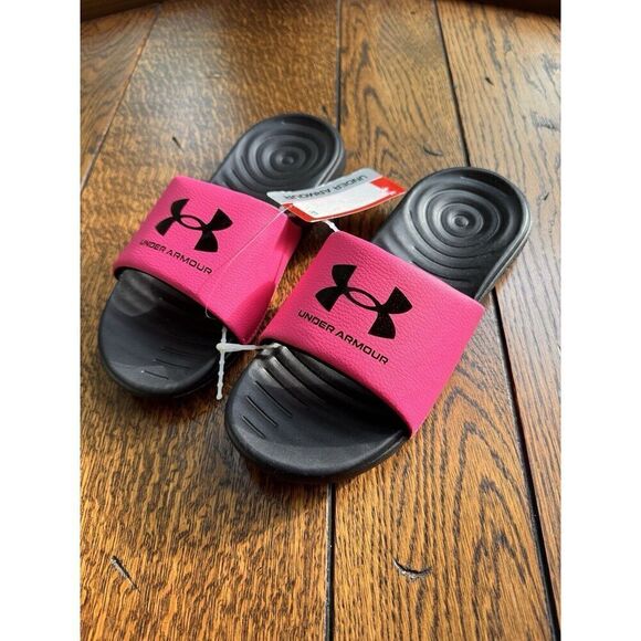 Under Armour Slides Youth Size 5Y Pink and Black Slides/Sandals New With Tags - Picture 2 of 6